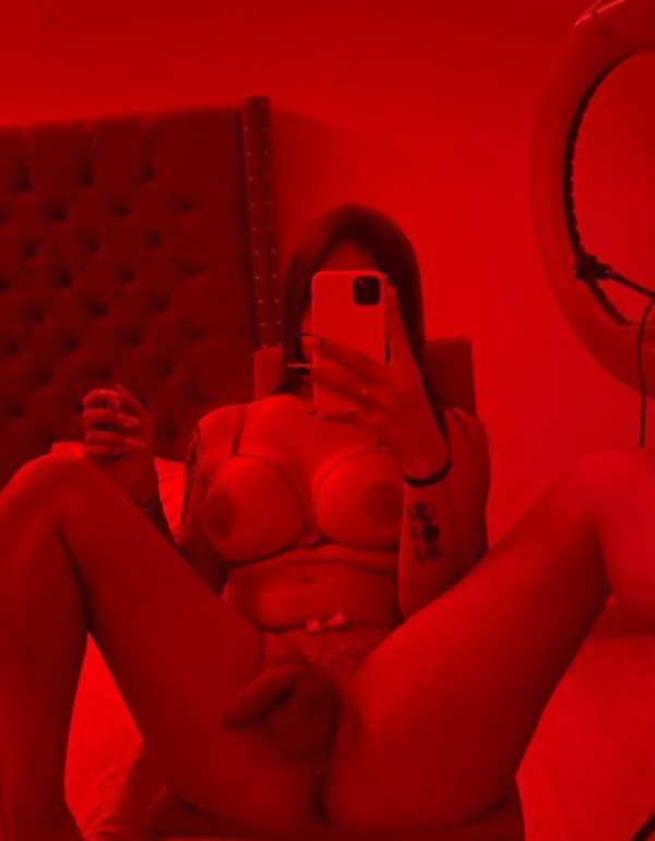 Транссексуалка Аня