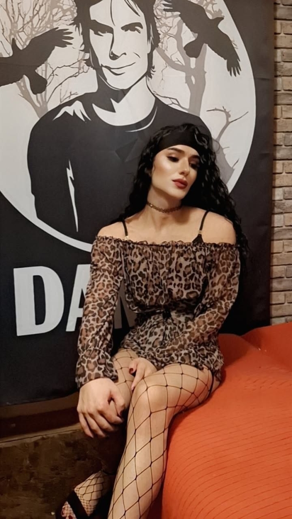 Транссексуалка Амира